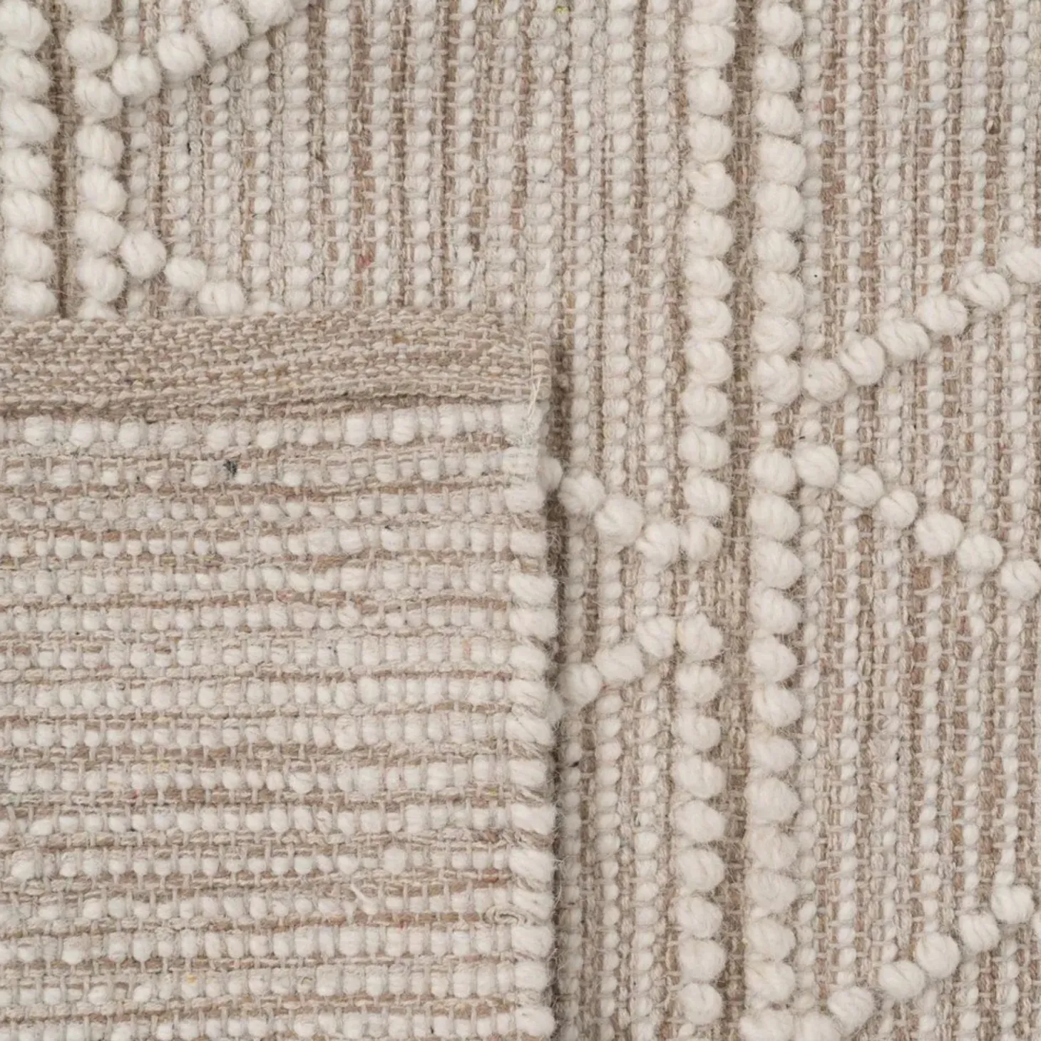 Alfombra crema de lana y algodón con relieve Boho 160x230cm