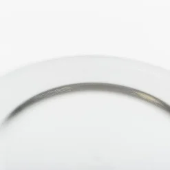 Bajo plato de plástico plateado Ø33cm