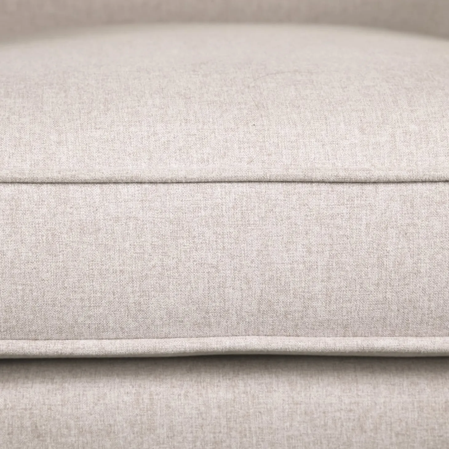 Butaca de poliéster beige Aurora 76x78x79cm Clau&Chloe