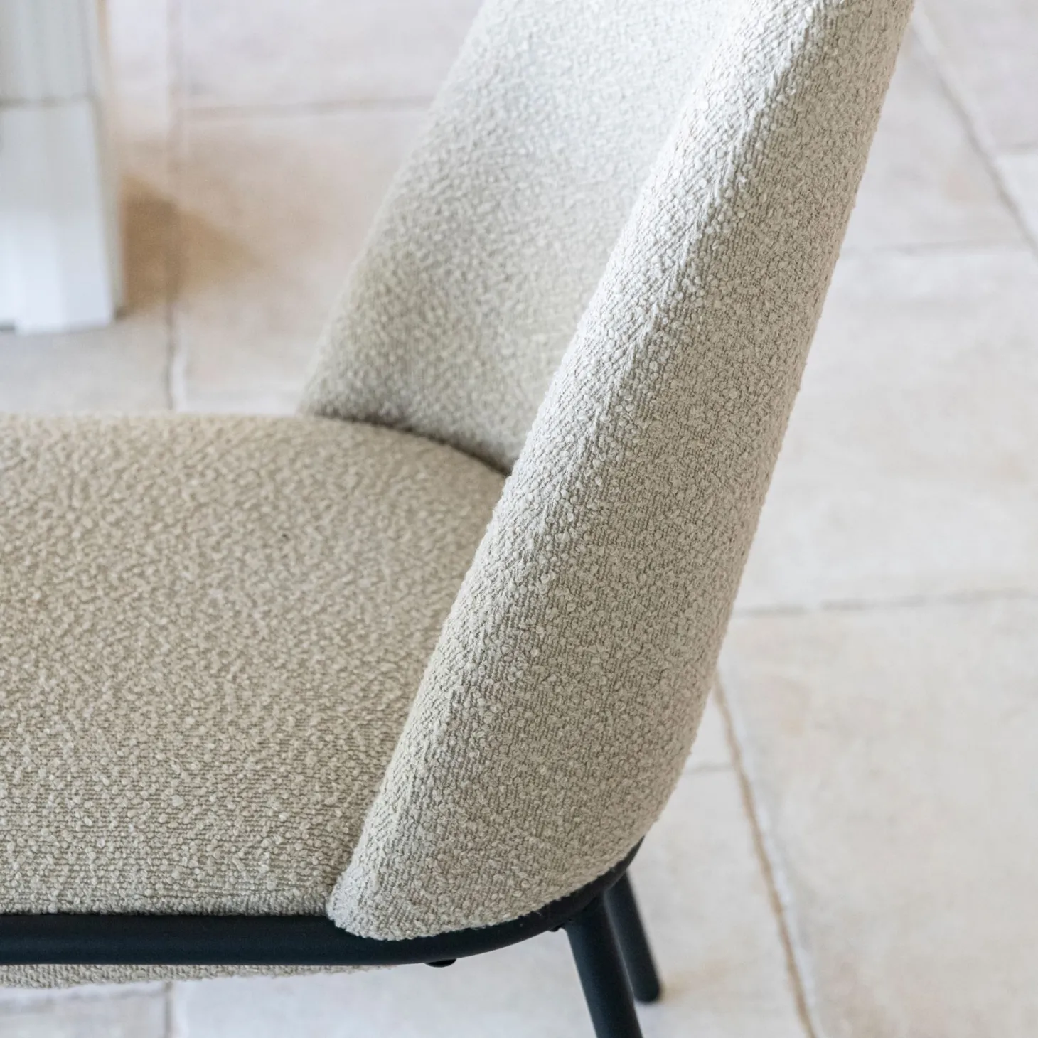 Silla de comedor borreguito beige Mina 49x60x91cm
