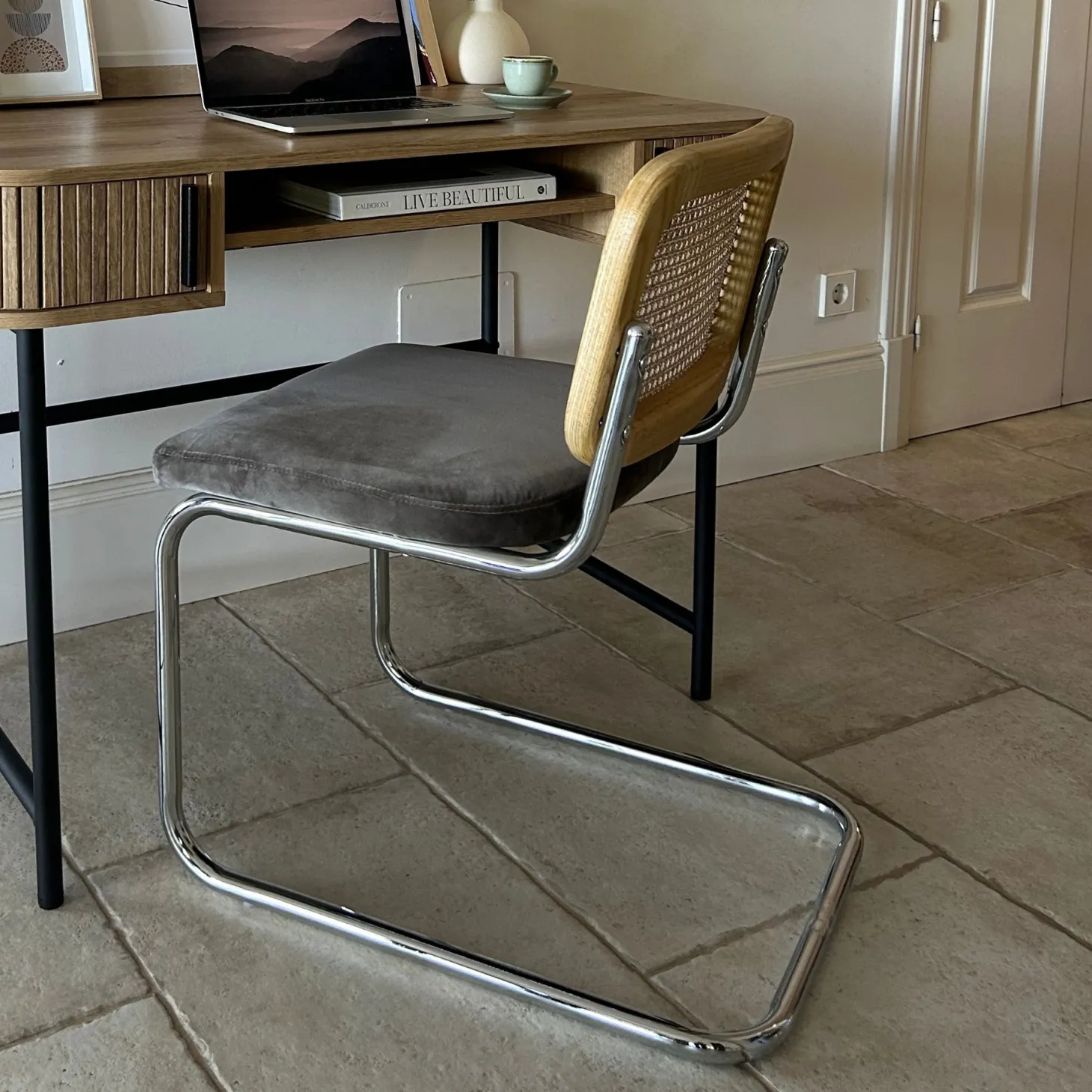Silla de comedor de madera de olmo y ratán gris Leonor 47,5x63,5x82cm Clau&Chloe