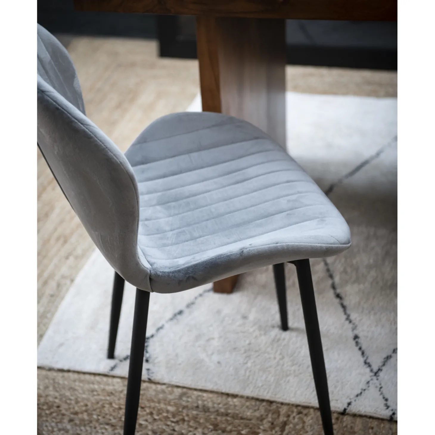Silla de comedor de terciopelo gris Lydia 54x50x86cm Clau&Chloe