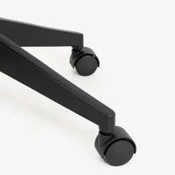 Silla de oficina negra ajustable 92/100cm