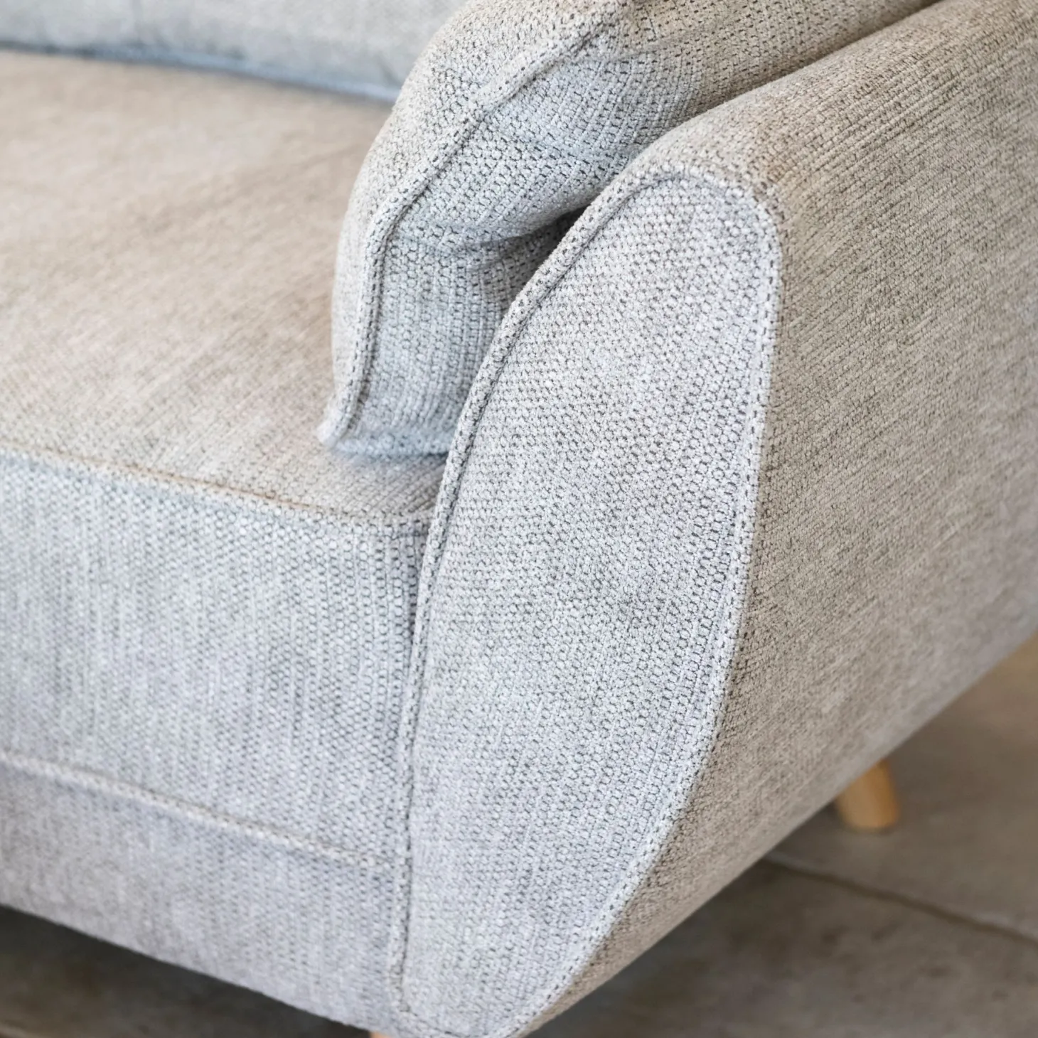 Sofá cama de 3 plazas gris claro Fules 212x85x85cm