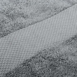 Toalla de ducha de algodón gris oscuro Vic 70x140cm - 500 gr/m²