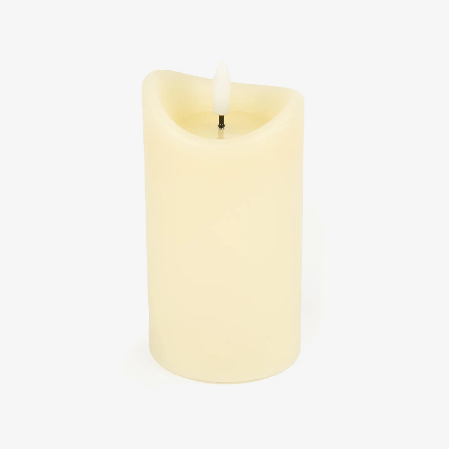 Vela decorativa LED beige Ø7x13cm