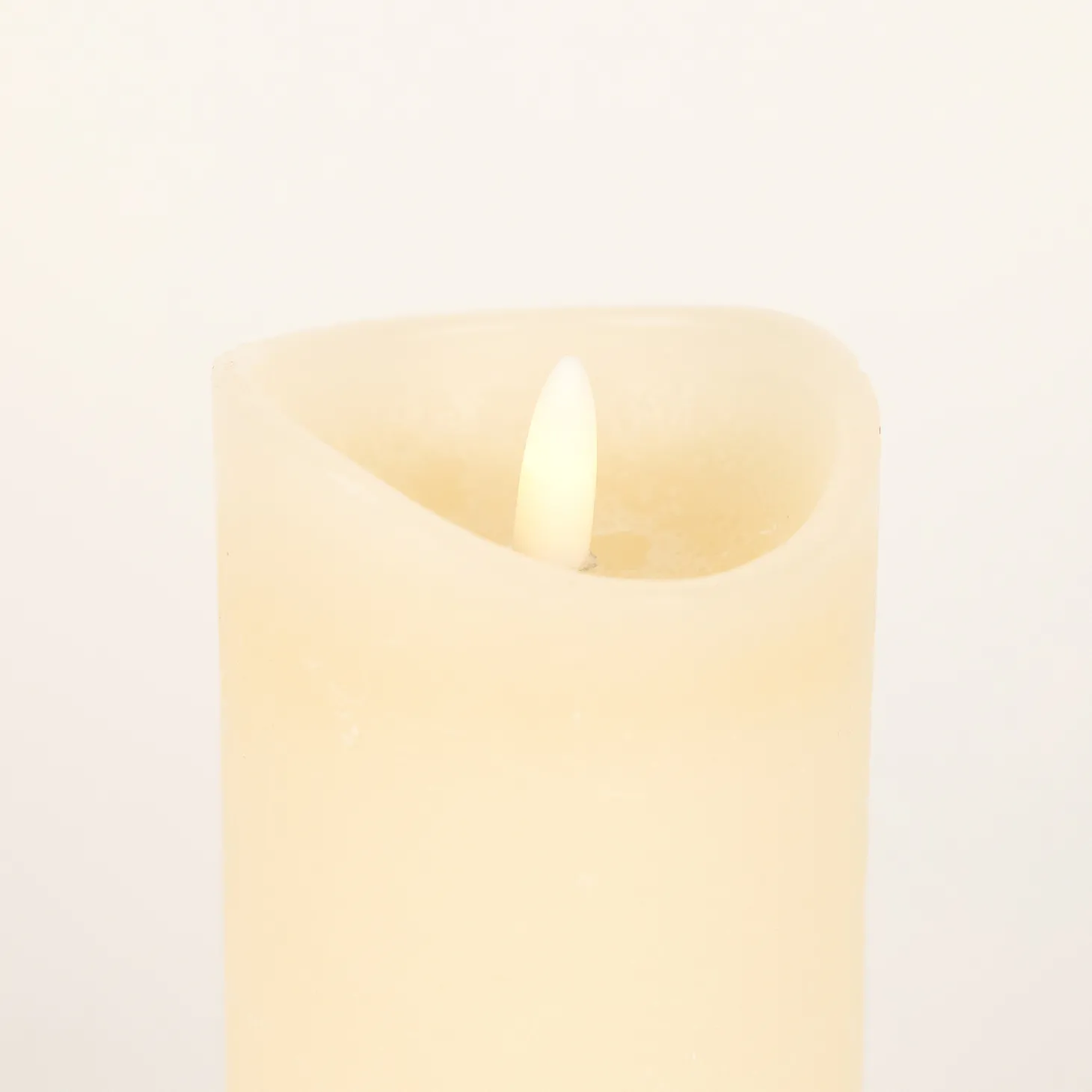 Vela LED crema 7x10cm